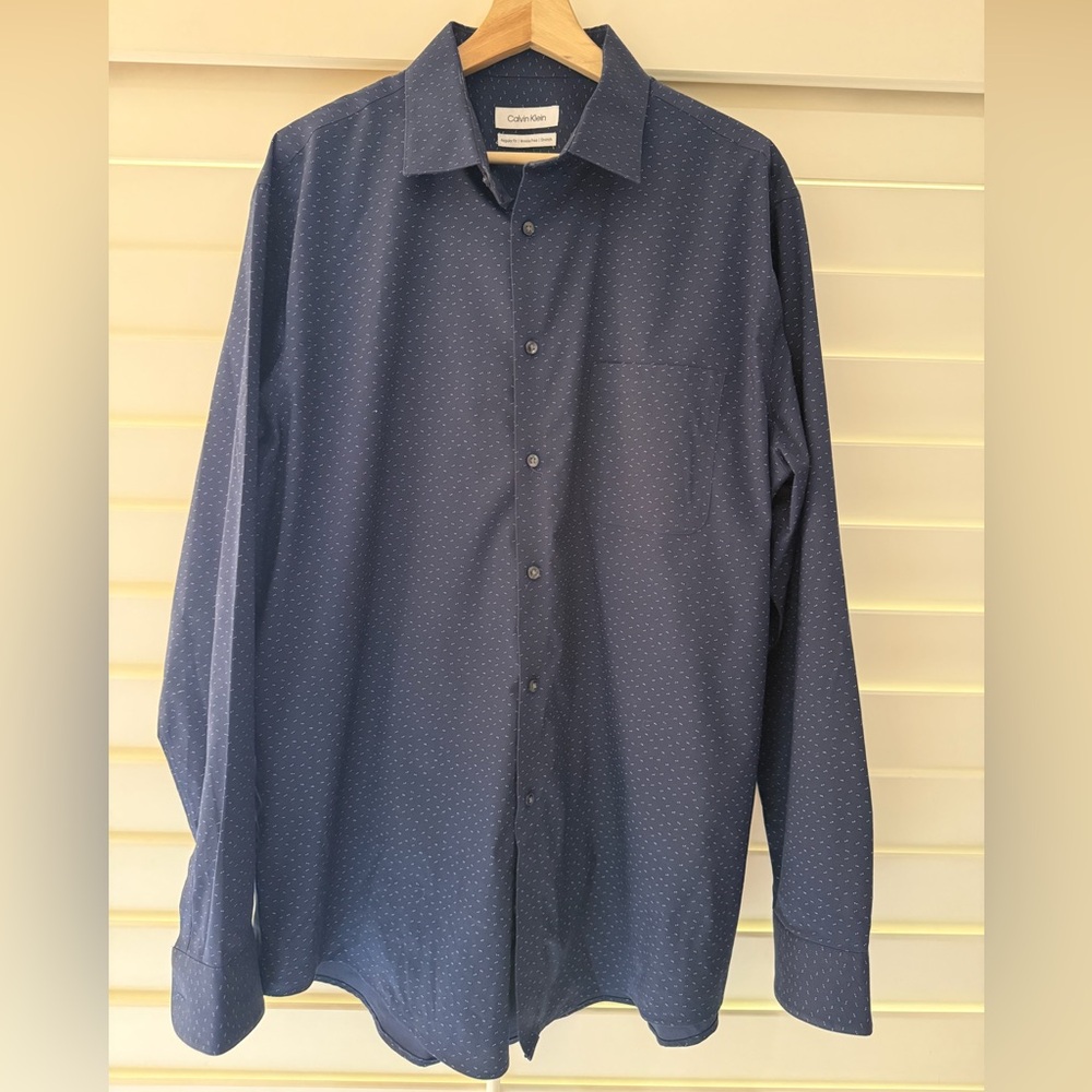 Calvin Klein Men's Dark Blue Button-Down Shirt